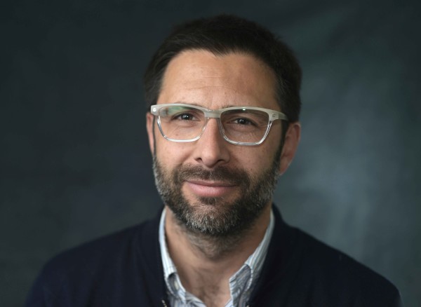 Manuel Vicuña, Decano y académico de la facultad de Ciencias Sociales e Historia de la Universidad Diego Portales 